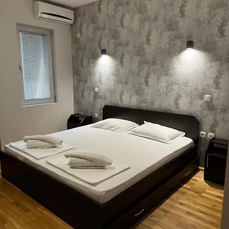 Apartment Philip Ii *